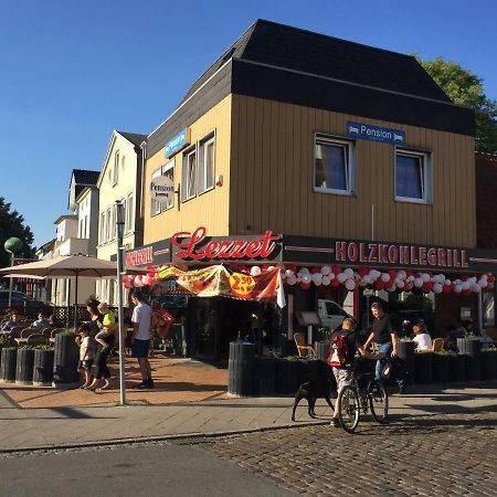 Pension Adler Lubeck Bagian luar foto