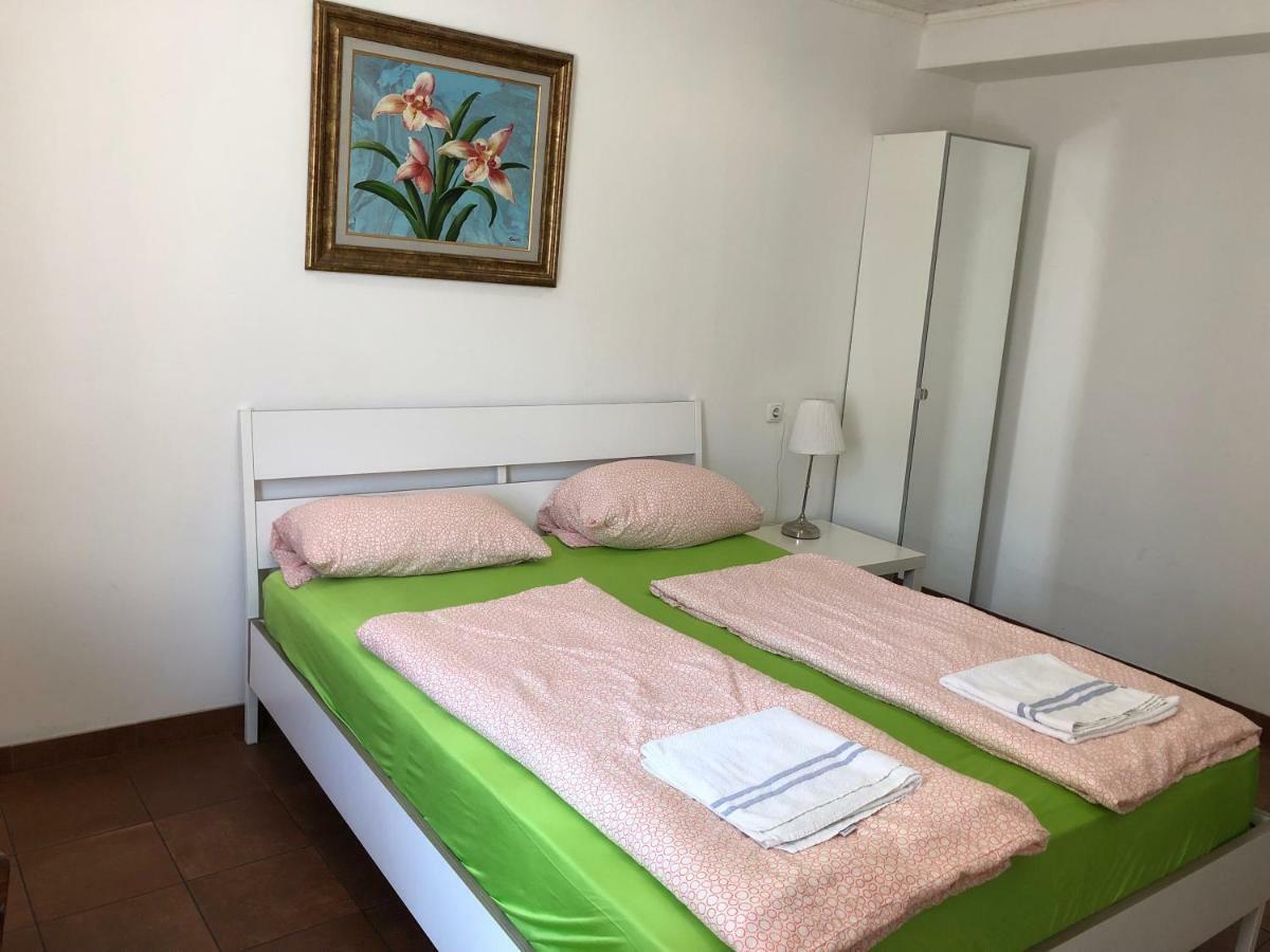 Pension Adler Lubeck Bagian luar foto