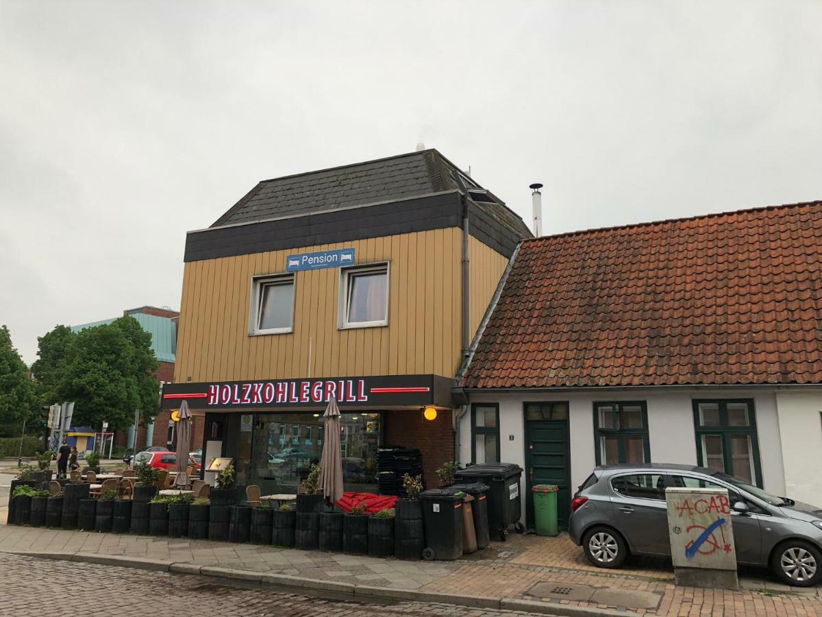 Pension Adler Lubeck Bagian luar foto